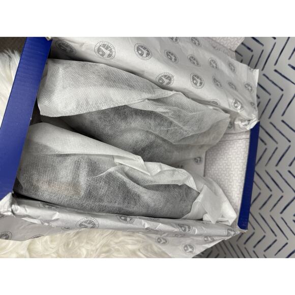 New In Box Birkenstock Arizona black Suede Women's Sandals Size 8 Or 39- Black - Picture 10 of 10